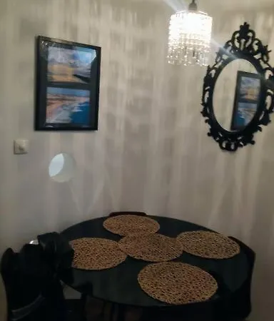 To+1 Dowtown Лиссабон